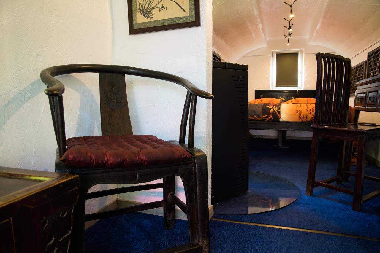 Crazy Lounge Bnb Айгел Екстериор снимка