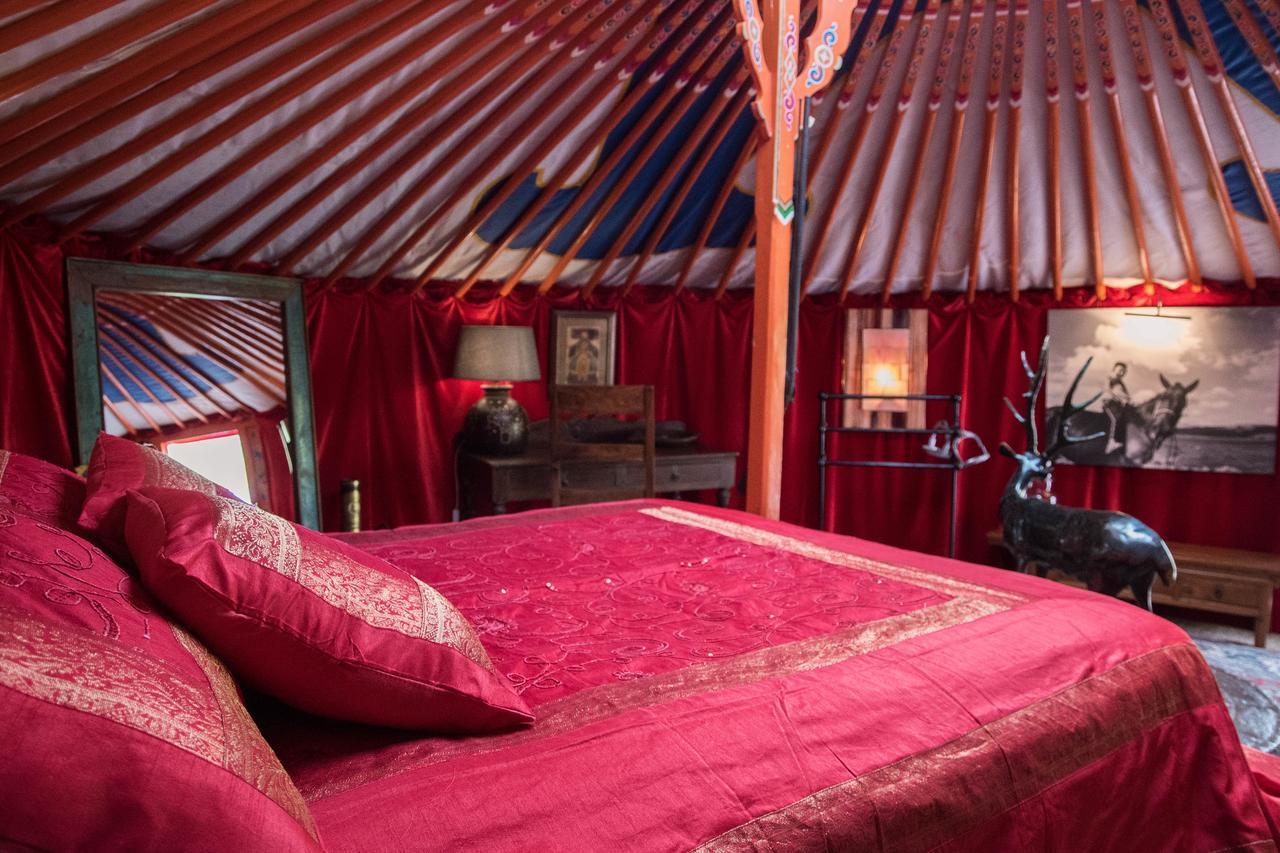 Crazy Lounge Bnb Айгел Екстериор снимка